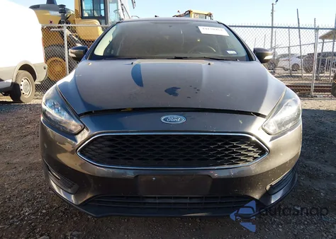 2018 Ford Focus Sel z USA, uszkodzony, nr VIN 1FADP3H2XJL258889